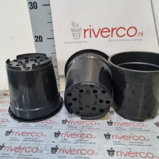 Nieuwe 2,3 liter potten / 17 cm potten / NEW 2,3 liter pots / Container 17 cm HV / KREUWEL GERESERVEERD
