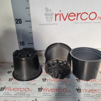 Nieuwe zwarte 12 cm potjes / New Black 12 cm pots / Vacuüm getrokken potjes / Soft pots
