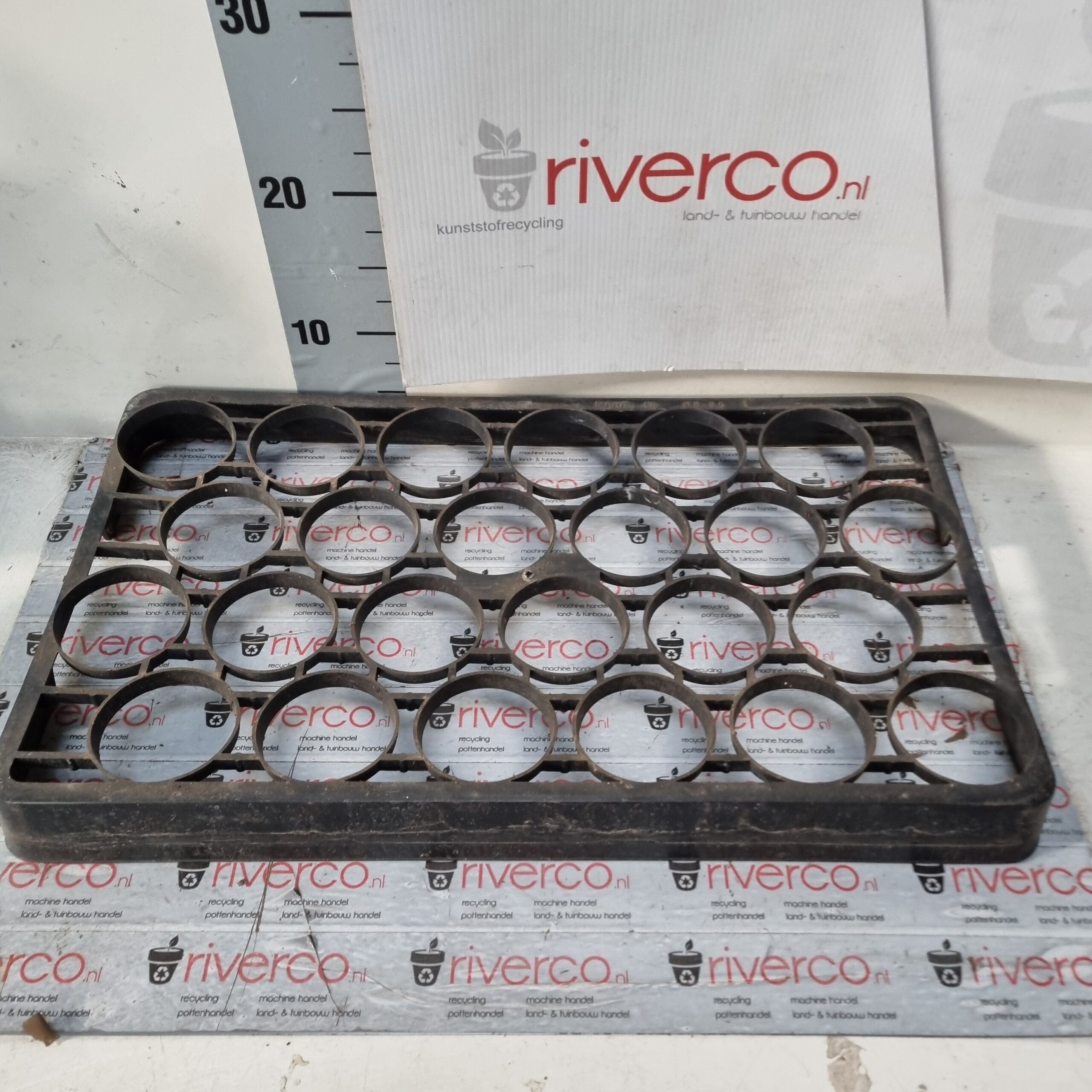 Mara-tray / 24-gaats trays / 24-holes tray / 24 holes / for 8 cm , 8.5 cm POT - Afbeelding 2