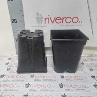 vierkante 2 liter pot / 13.5 x 13.5 cm pots / square 2 liter pots