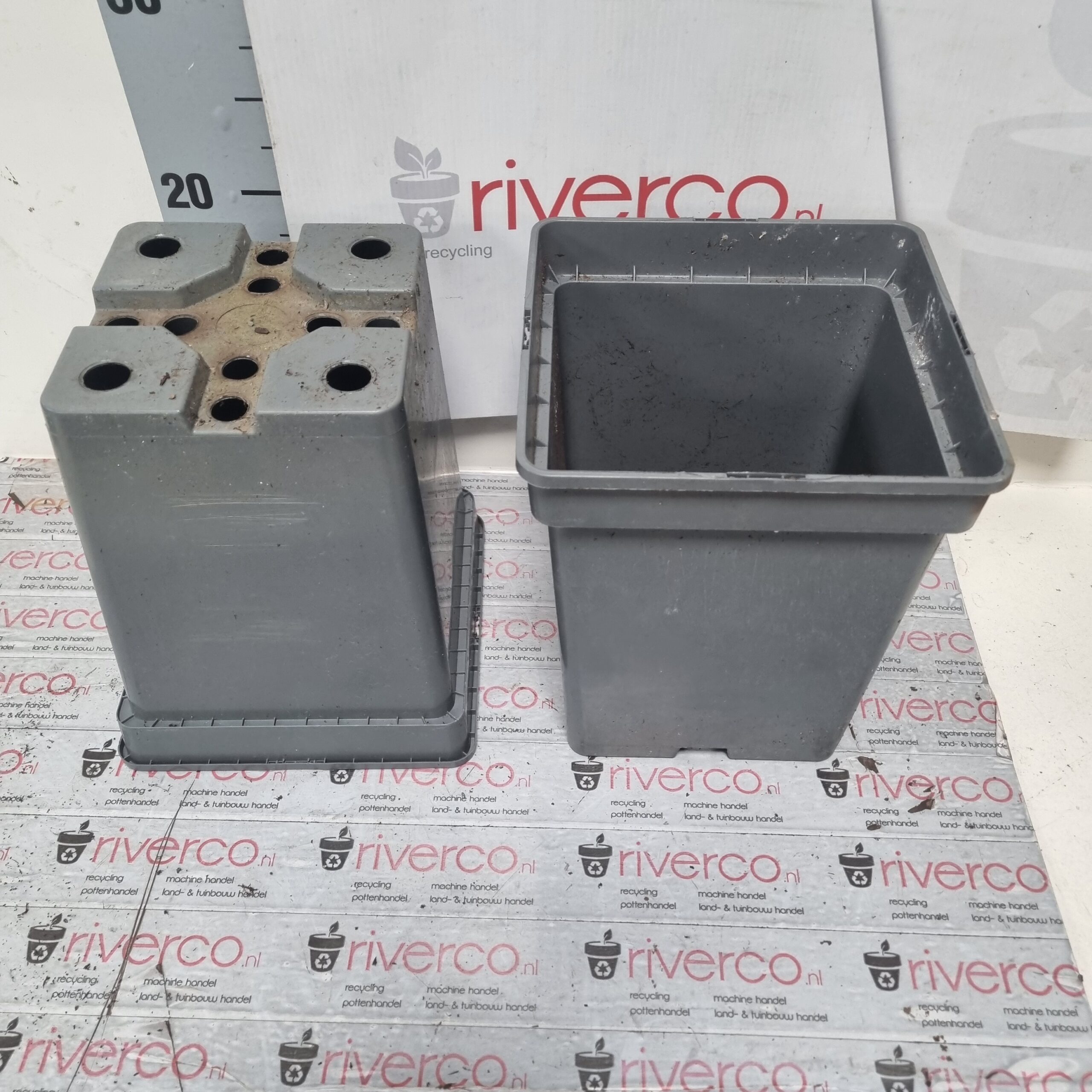 Vierkante 5 liter potten / Square pots / 5 liter / 18x18x21 cm - Afbeelding 2