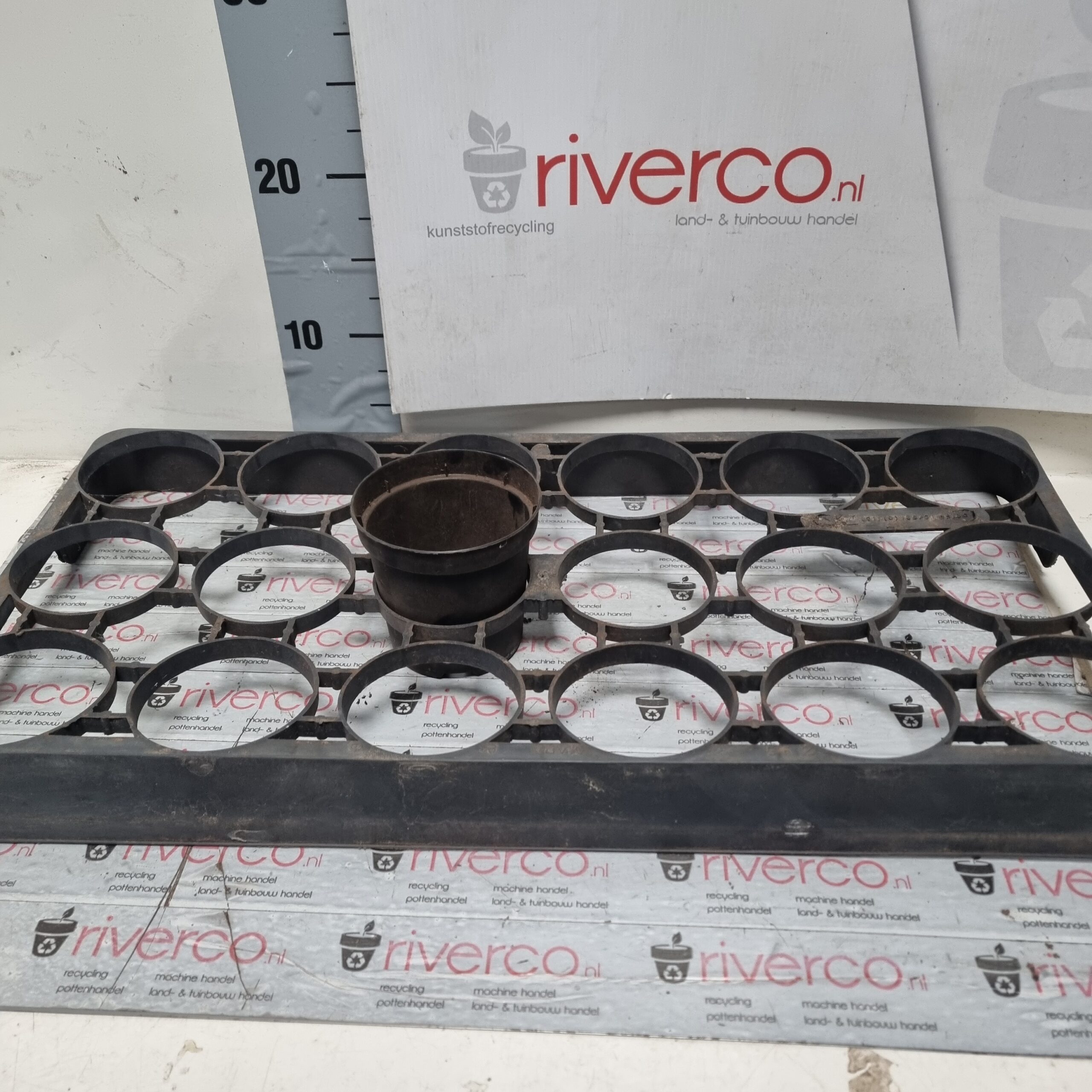 Mara-tray nr 9,5 cm pot / 18-gaats trays / 18-holes tray / 18 holes / for 9.5 cm POT - Afbeelding 4