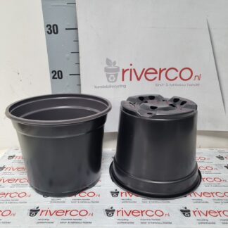 Nieuwe 19 cm potten / new 3 liter pots / vacuüm getrokken 3 liter pot