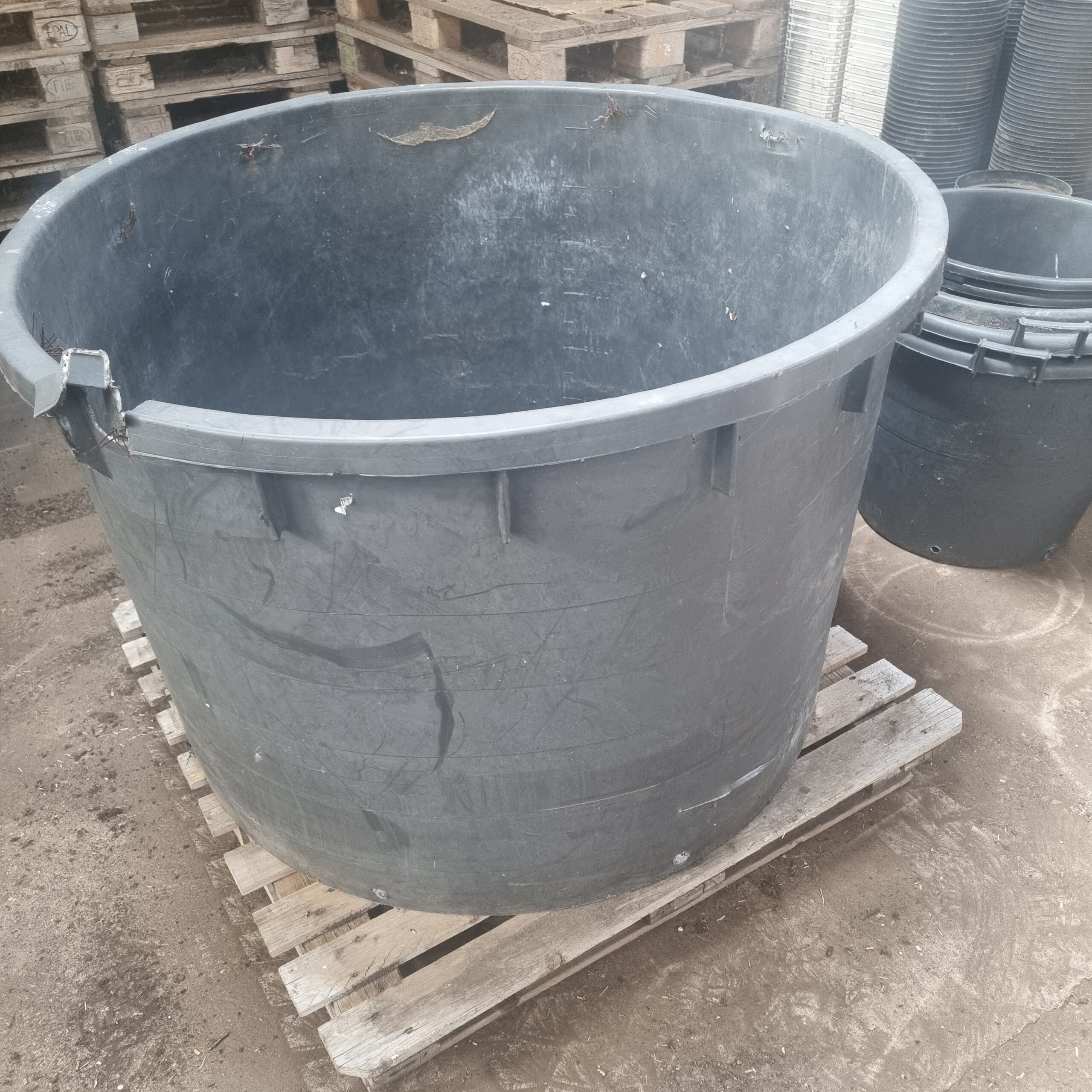 Pallet 1: Grote plantkuipen / Big Pots / Grote potten / Large plantcontainers - Afbeelding 2